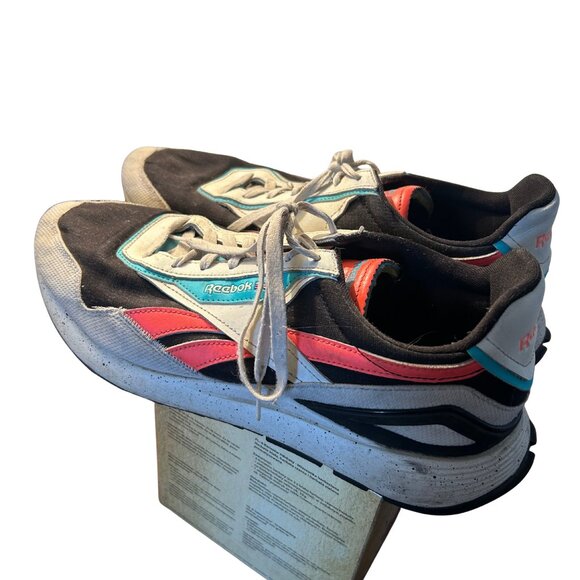 Size 13 - Reebok Classic Leather Legacy AZ Low White Black Orange - Picture 1 of 5